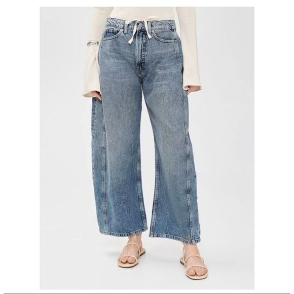 Good American Denim - 🌸 Good American Medium Wash Extreme Barrel Jeans Size 2 or 26